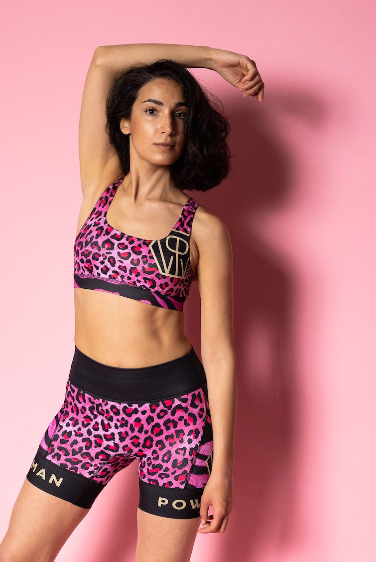 The Running Top in Strawberry Swirl from Run Hot Top Collection by Power Woman is a high quality sport top specially designed for running, triathlon and swim run but also for swimming and other water sports.